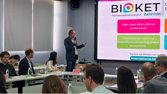 French Bio-Manufacturing Delegation Visits Viablife to Explore Global Opportunities for AI-Powered Biomanufacturing